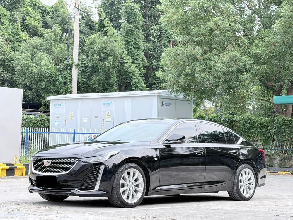 Cadillac CT5 2022 — фото автомобиля