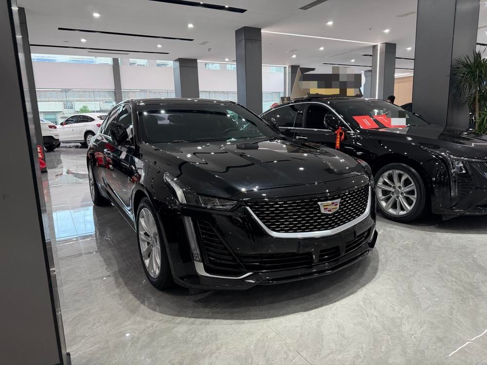 Cadillac CT5 2021 — фото автомобиля