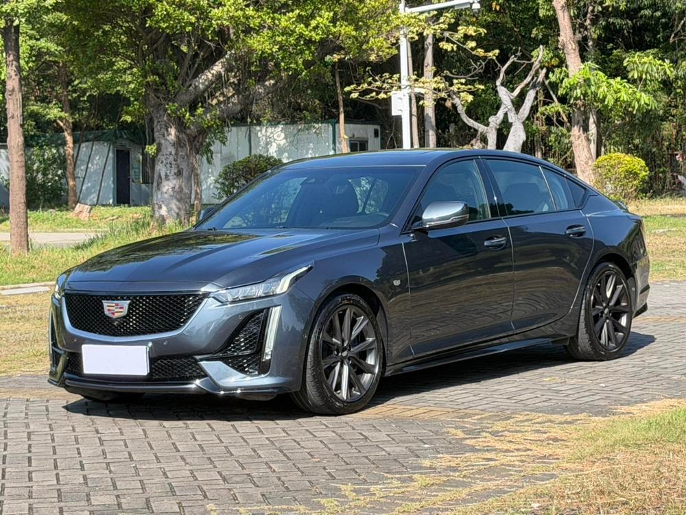 Cadillac CT5 2020 — фото автомобиля