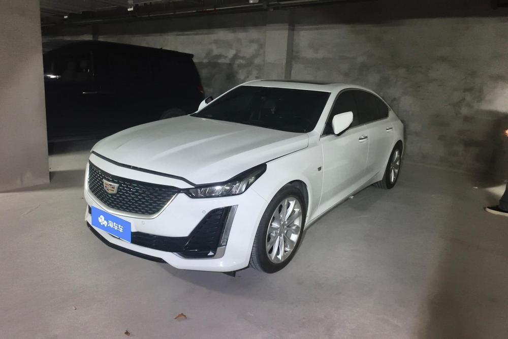 Cadillac CT5 2022 — фото автомобиля