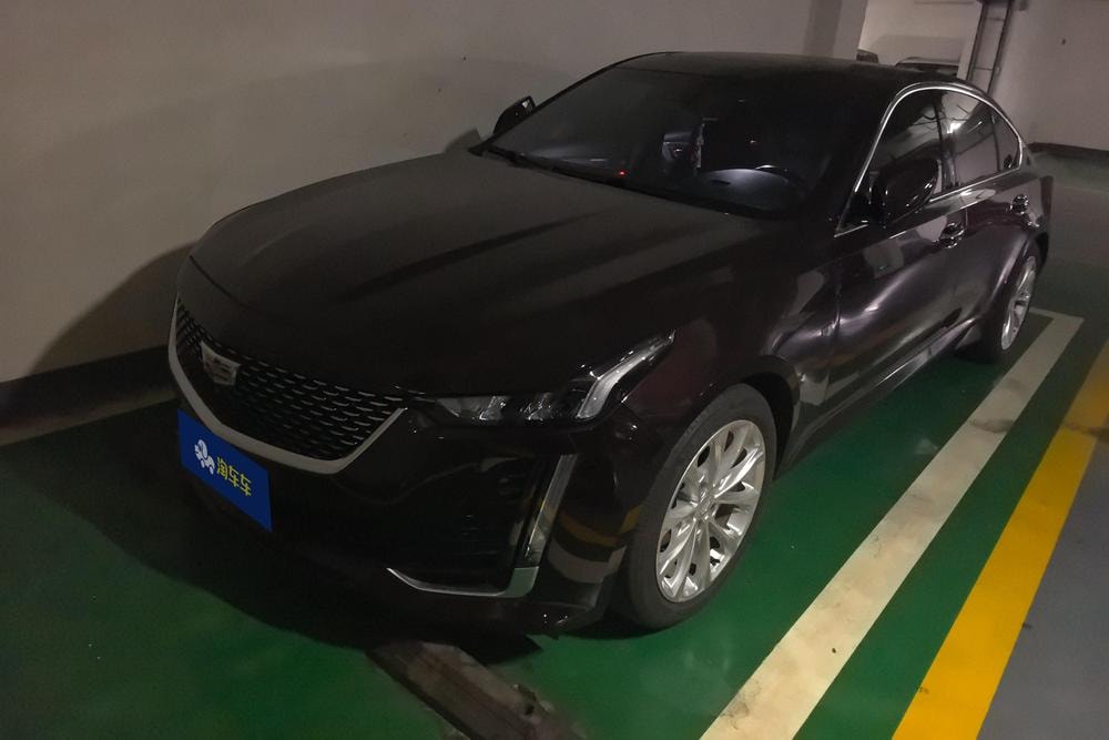 Cadillac CT5 2021 — фото автомобиля