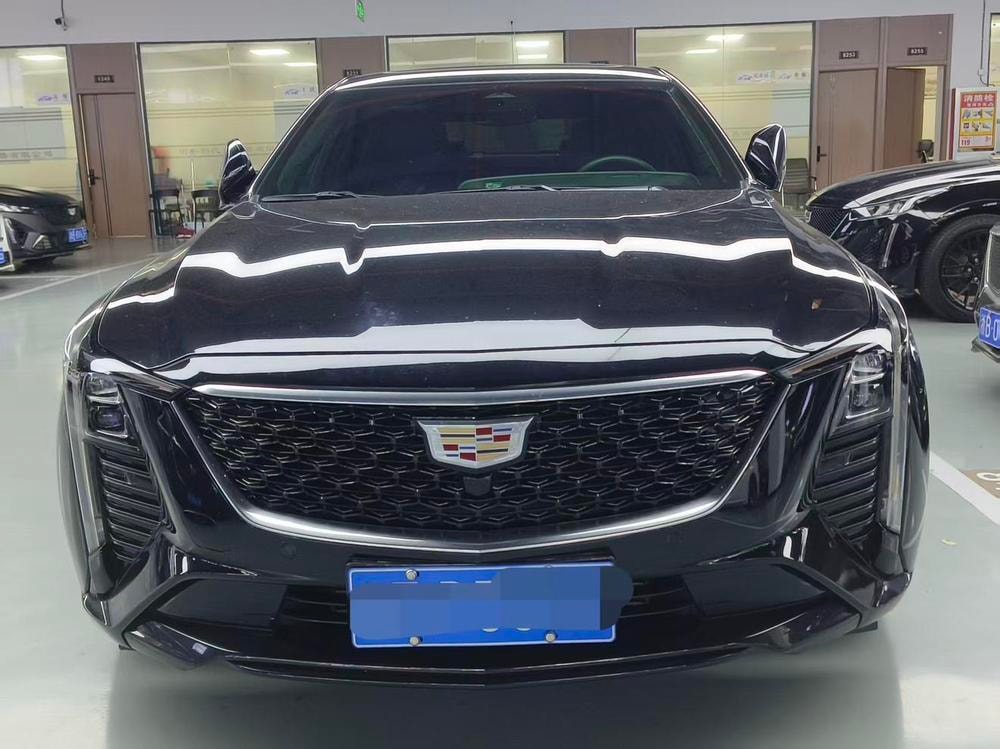 Cadillac CT5 2024 — фото автомобиля