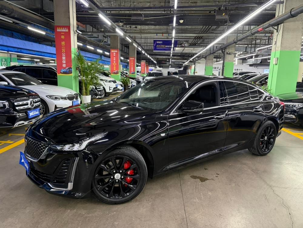 Cadillac CT5 2021 — фото автомобиля