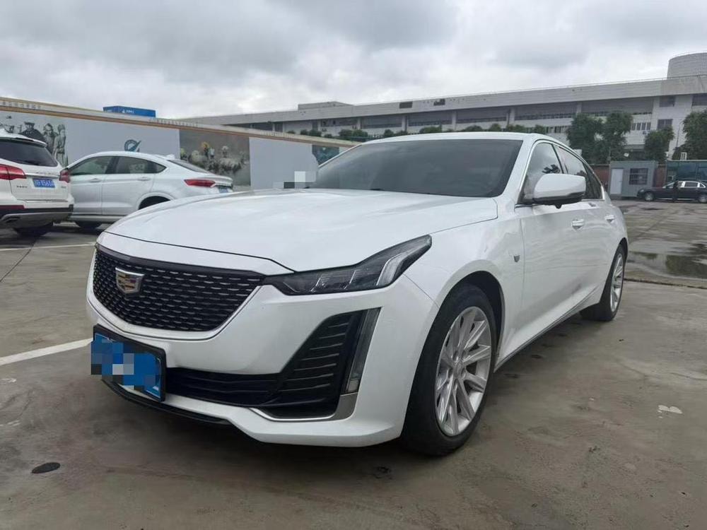 Cadillac CT5 2022 — фото автомобиля