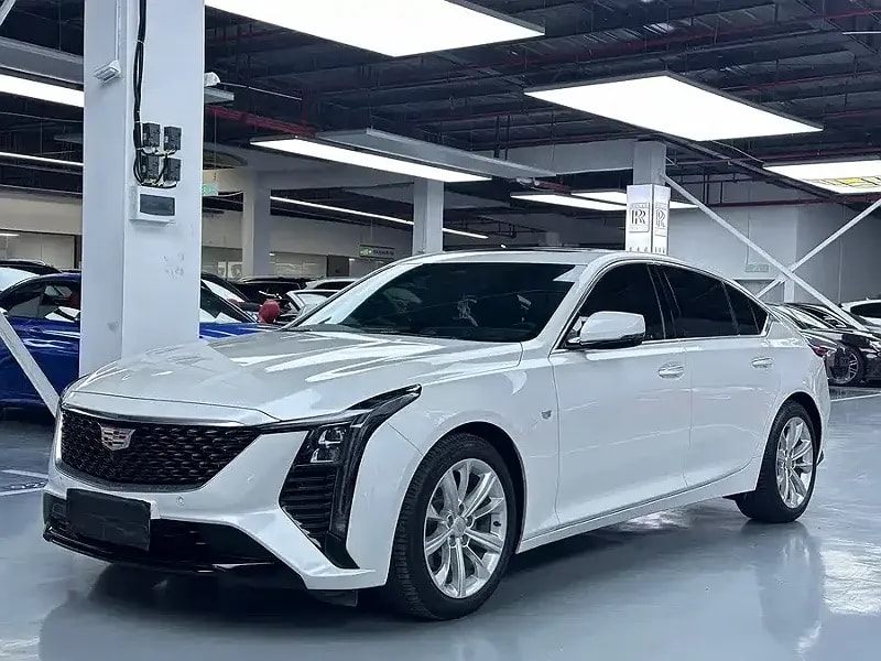 Cadillac CT5 2024 — фото автомобиля