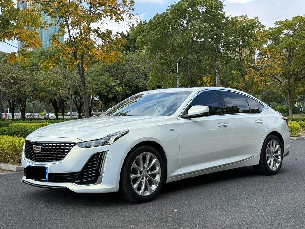 Cadillac CT5 2022 — фото автомобиля