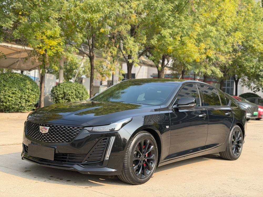 Cadillac CT5 2023 — фото автомобиля