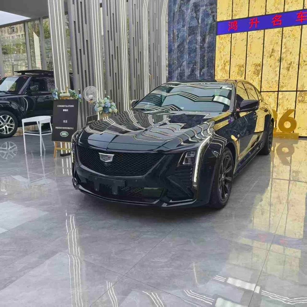 Cadillac CT5 2025 — фото автомобиля
