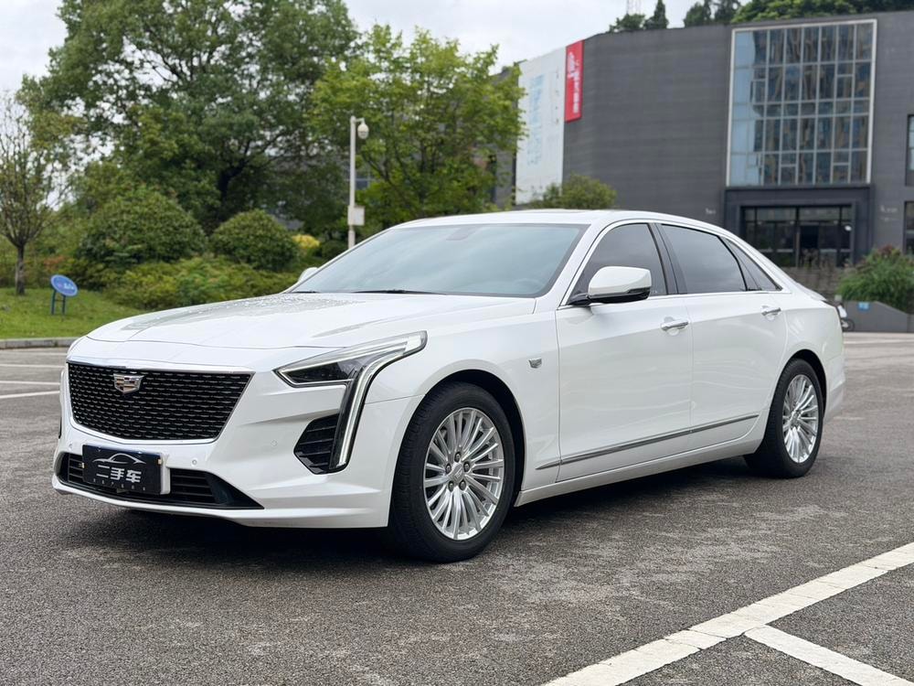 Cadillac CT6 2021 — фото автомобиля