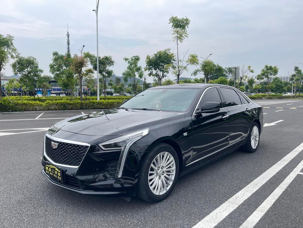 Cadillac CT6 2021 — фото автомобиля 1