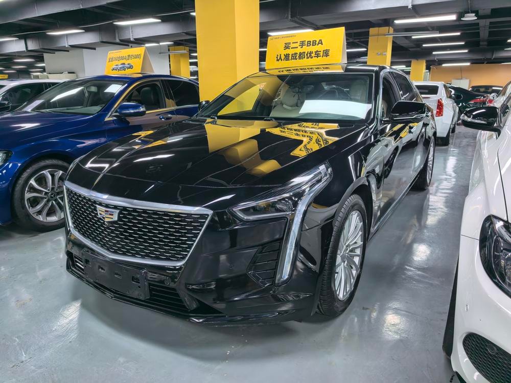 Cadillac CT6 2020 — фото автомобиля