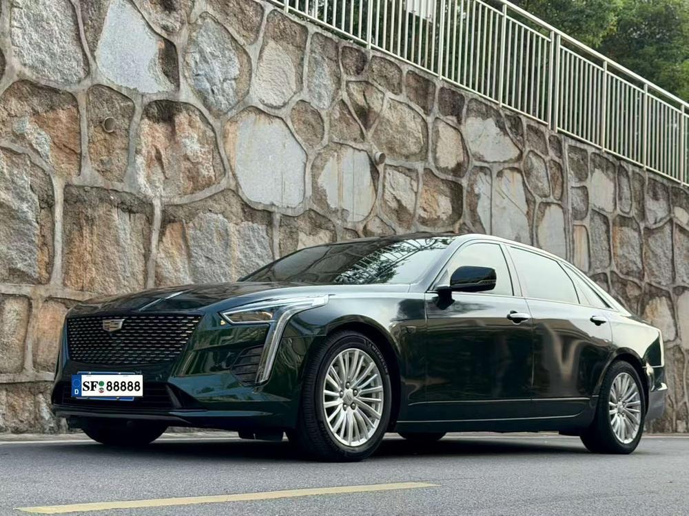 Cadillac CT6 2019 — фото автомобиля