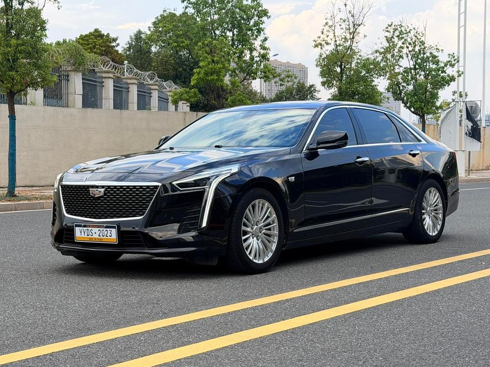 Cadillac CT6 2021 — фото автомобиля