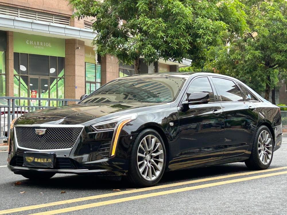 Cadillac CT6 2019 — фото автомобиля 1