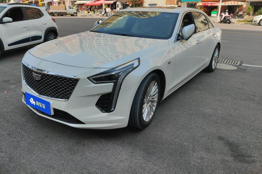 Cadillac CT6 2019 — фото автомобиля 1