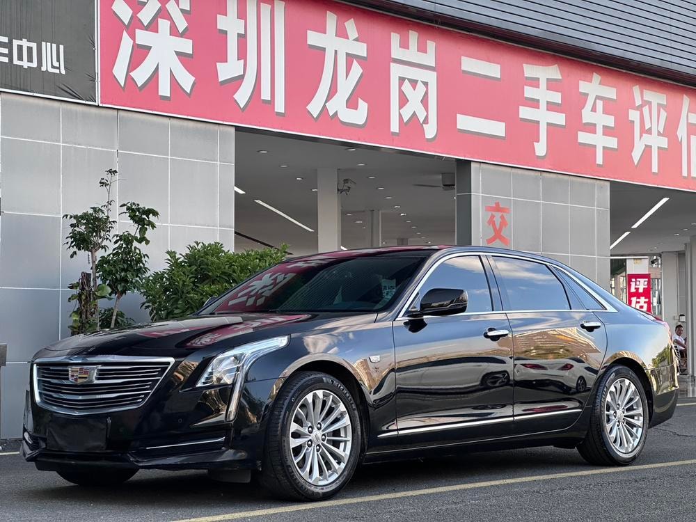 Cadillac CT6 2017 — фото автомобиля 1