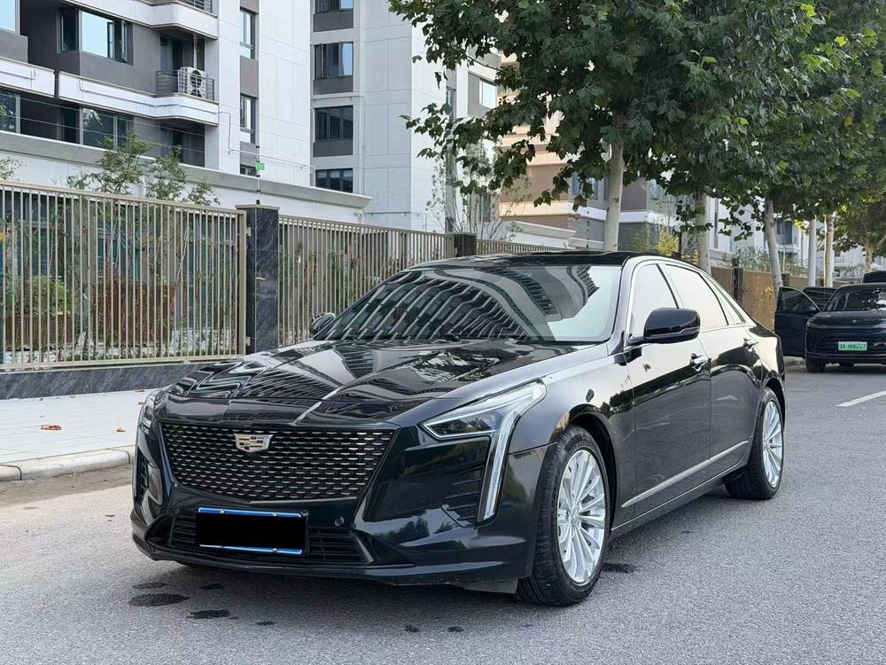 Cadillac CT6 2021 — фото автомобиля