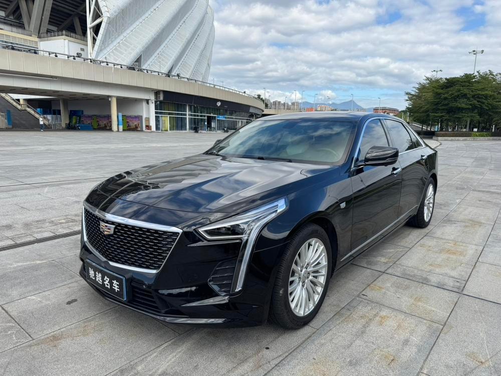 Cadillac CT6 2021 — фото автомобиля