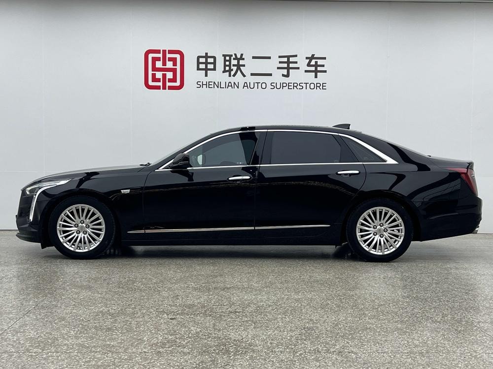 Cadillac CT6 2021 — фото автомобиля