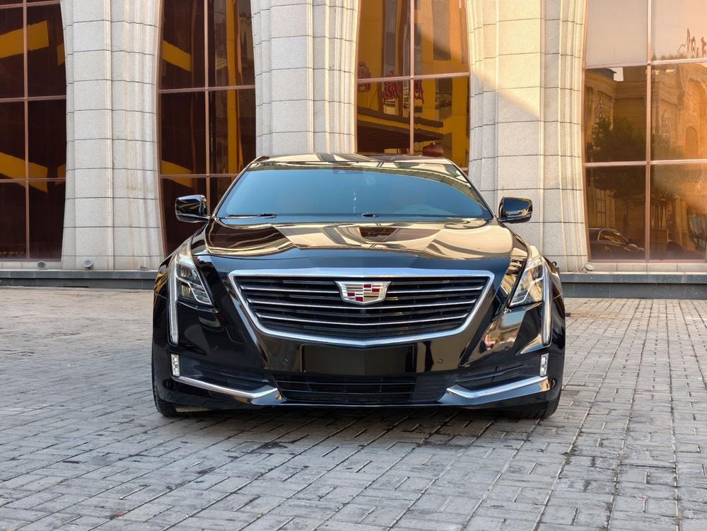 Cadillac CT6 2017 — фото автомобиля
