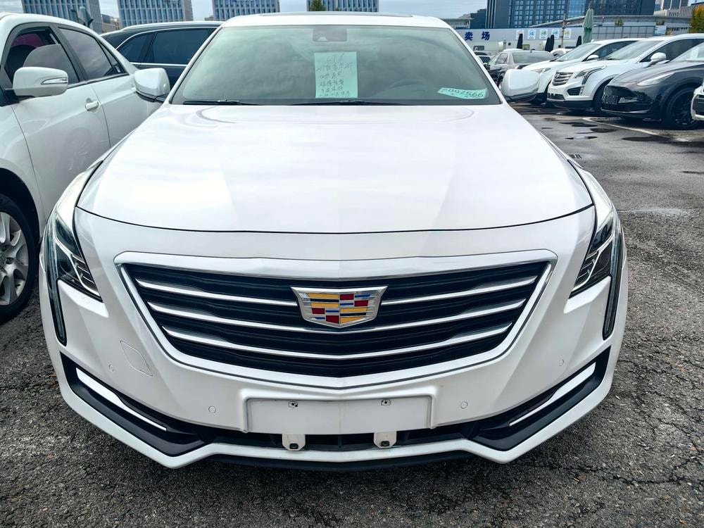 Cadillac CT6 2016 — фото автомобиля