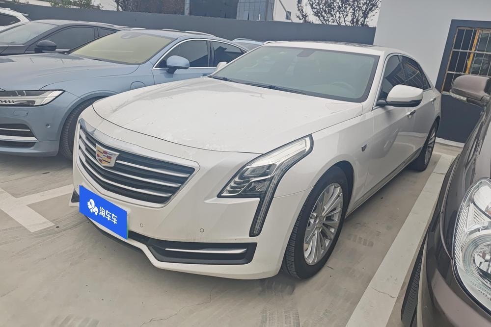 Cadillac CT6 PLUG-IN 2017 — фото автомобиля 1