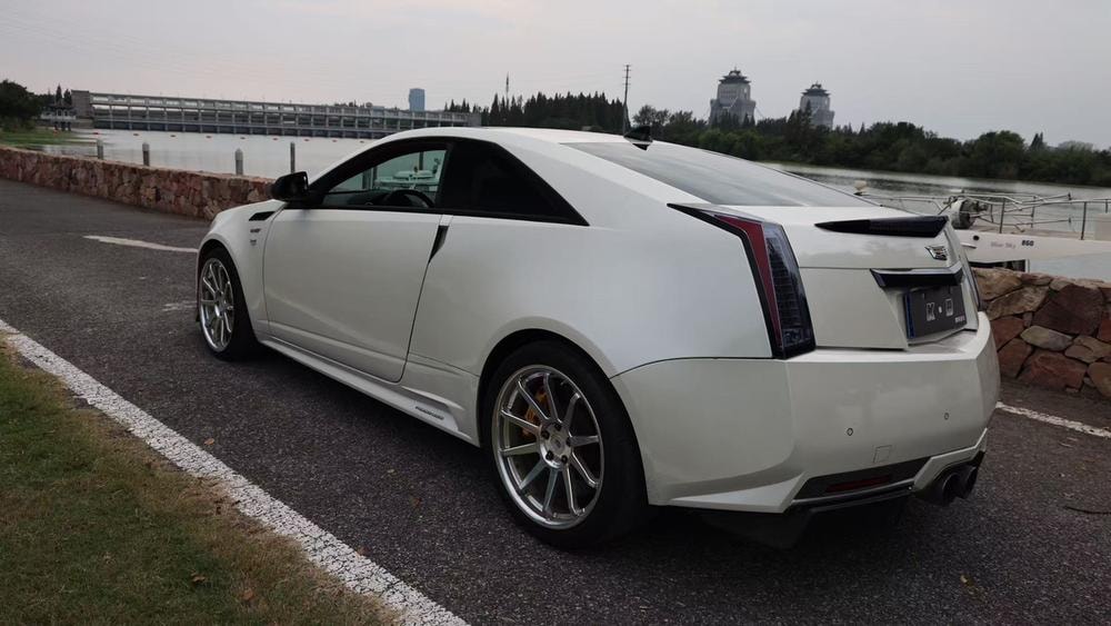 Cadillac CTS (Import) 2012 — фото автомобиля 1