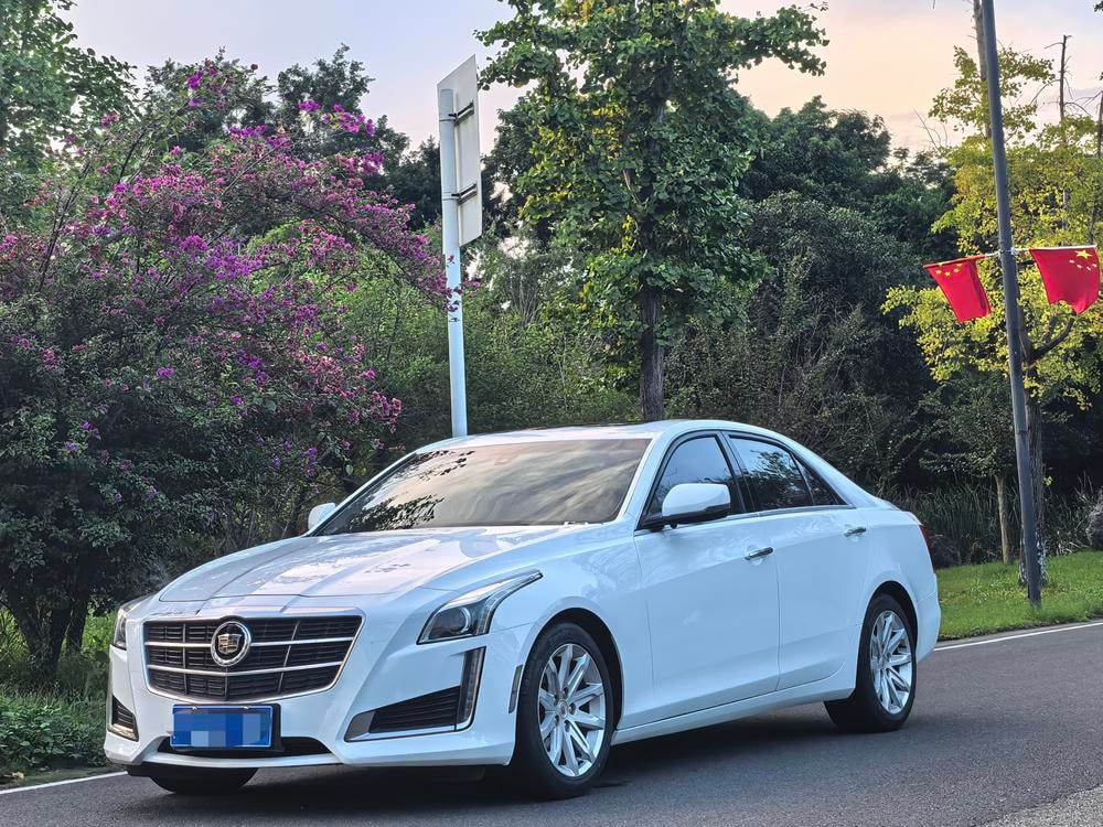 Cadillac CTS (Import) 2014 — фото автомобиля