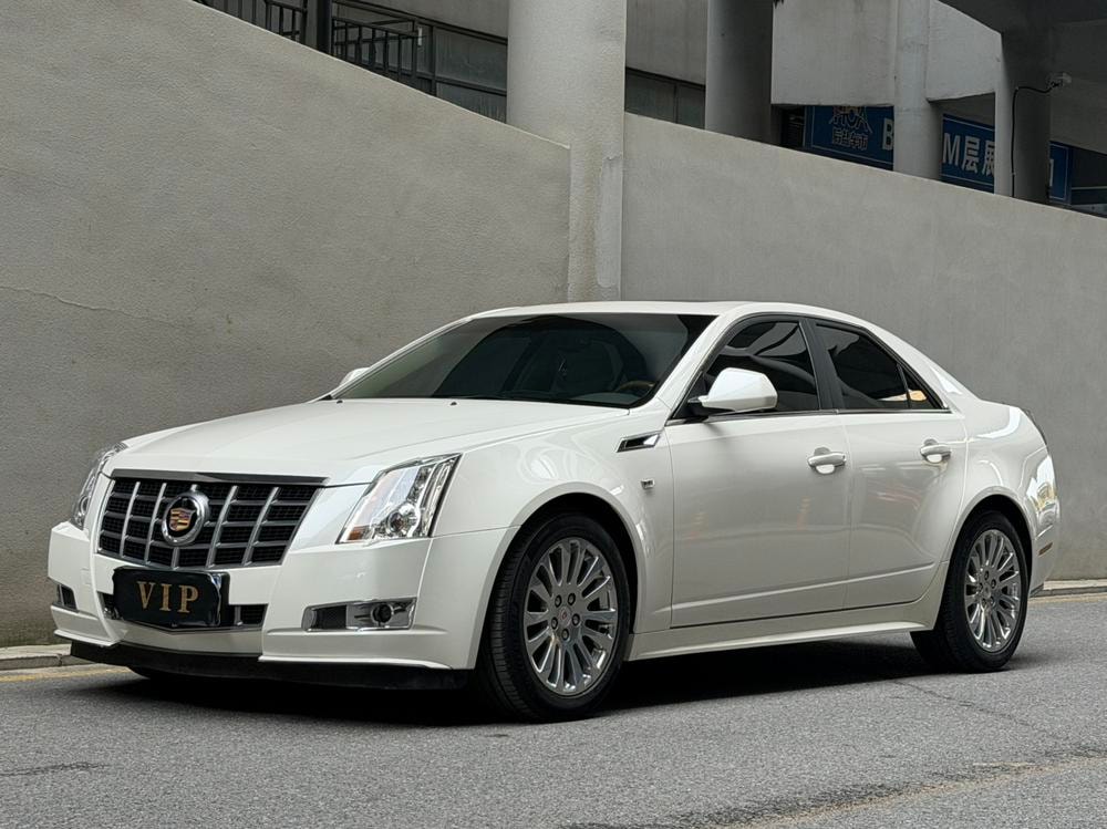 Cadillac CTS (Import) 2012 — фото автомобиля