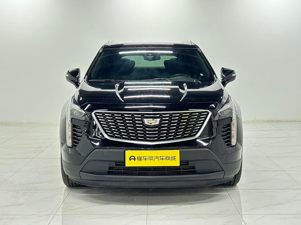 Cadillac XT4 2021 — фото автомобиля