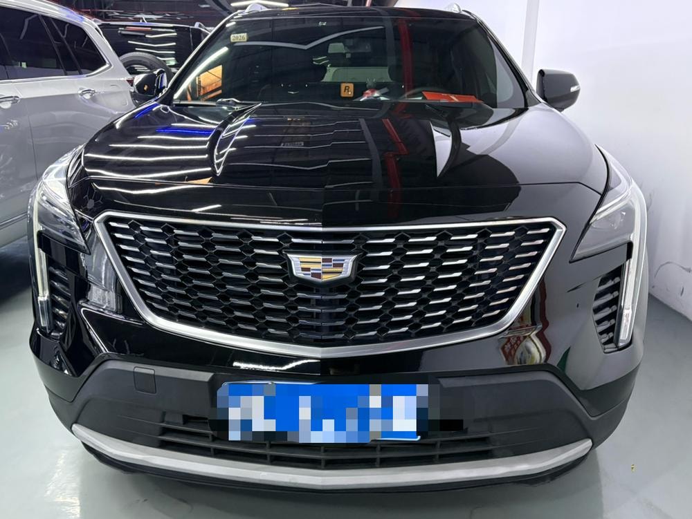 Cadillac XT4 2018 — фото автомобиля