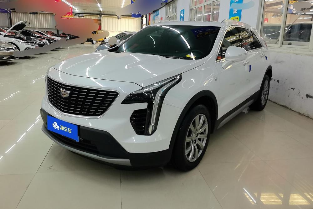 Cadillac XT4 2020 — фото автомобиля 1