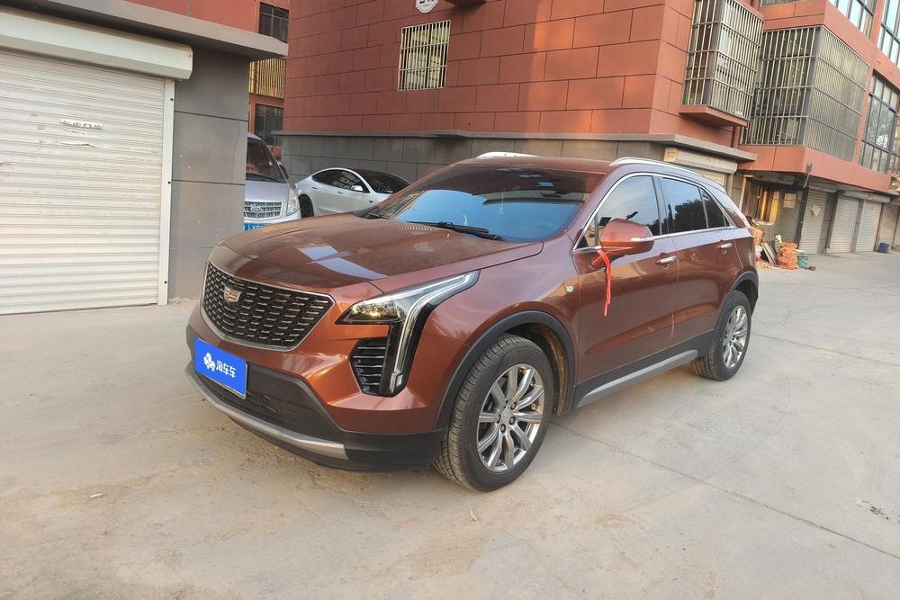 Cadillac XT4 2018 — фото автомобиля