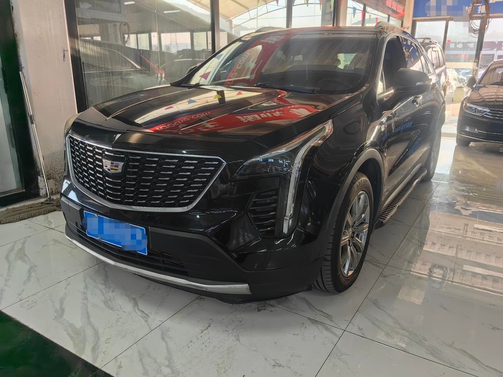 Cadillac XT4 2021 — фото автомобиля