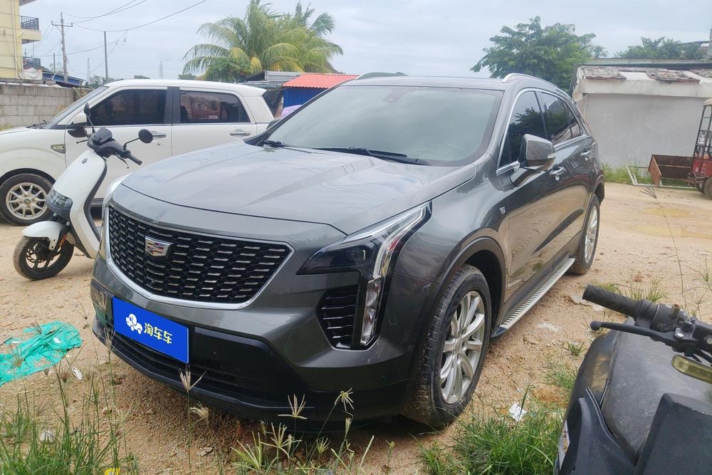 Cadillac XT4 2018 — фото автомобиля