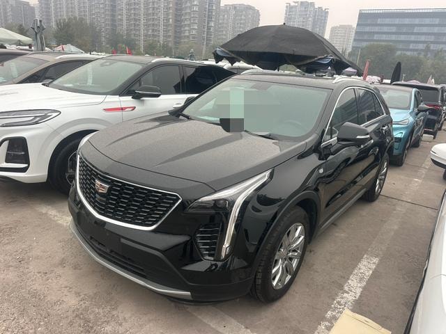 Cadillac XT4 2022 — фото автомобиля