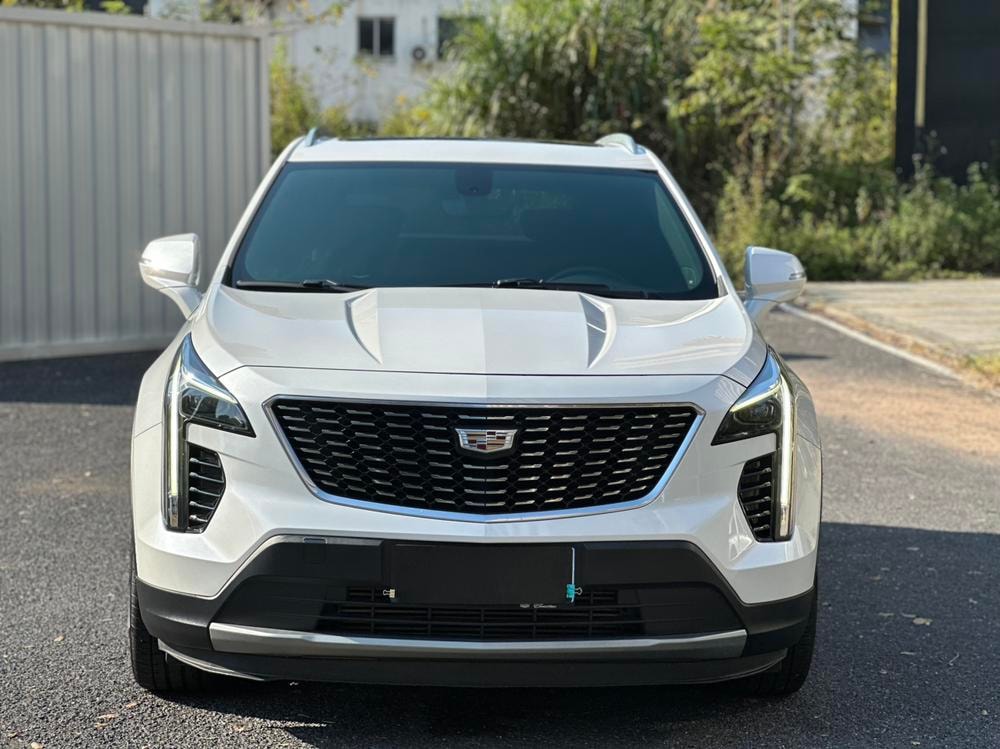 Cadillac XT4 2020 — фото автомобиля