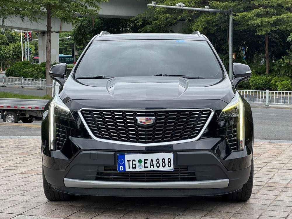 Cadillac XT4 2020 — фото автомобиля