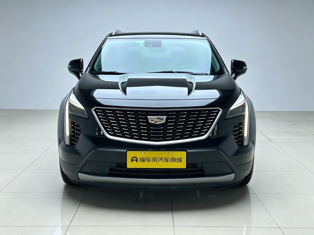 Cadillac XT4 2022 — фото автомобиля
