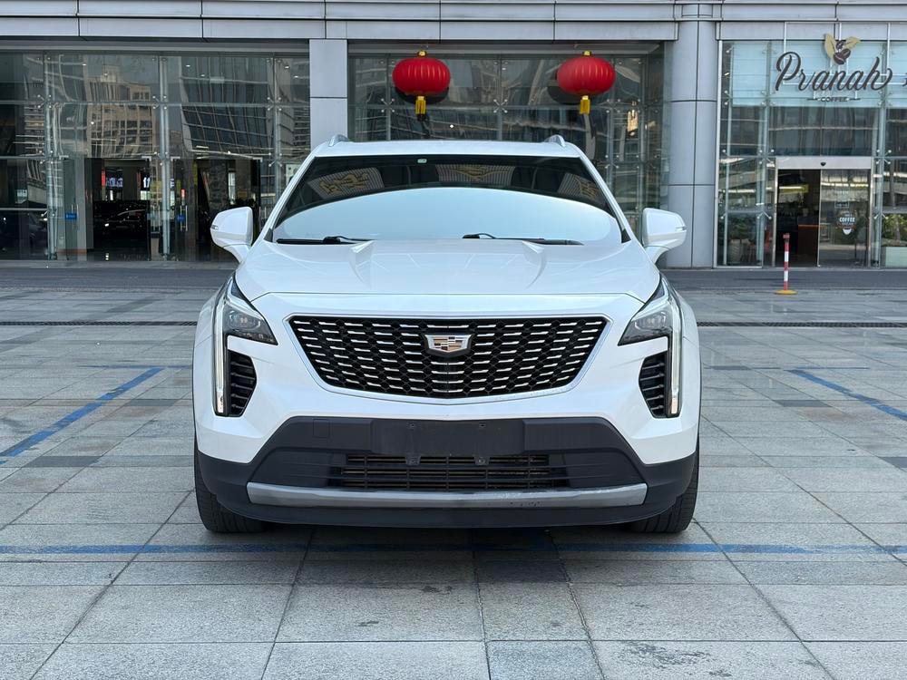 Cadillac XT4 2018 — фото автомобиля