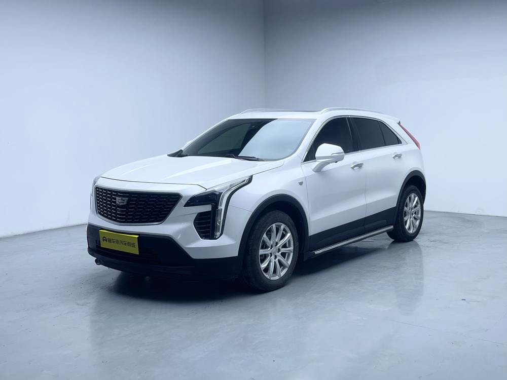 Cadillac XT4 2021 — фото автомобиля
