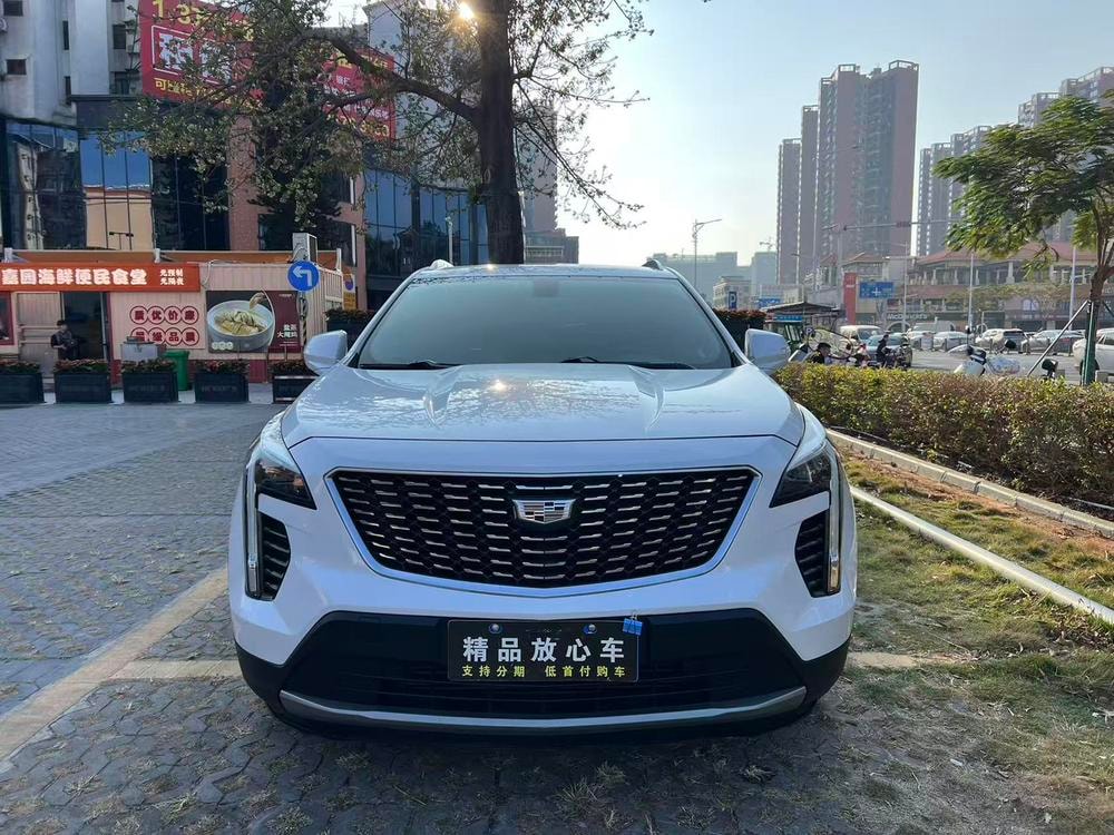 Cadillac XT4 2020 — фото автомобиля
