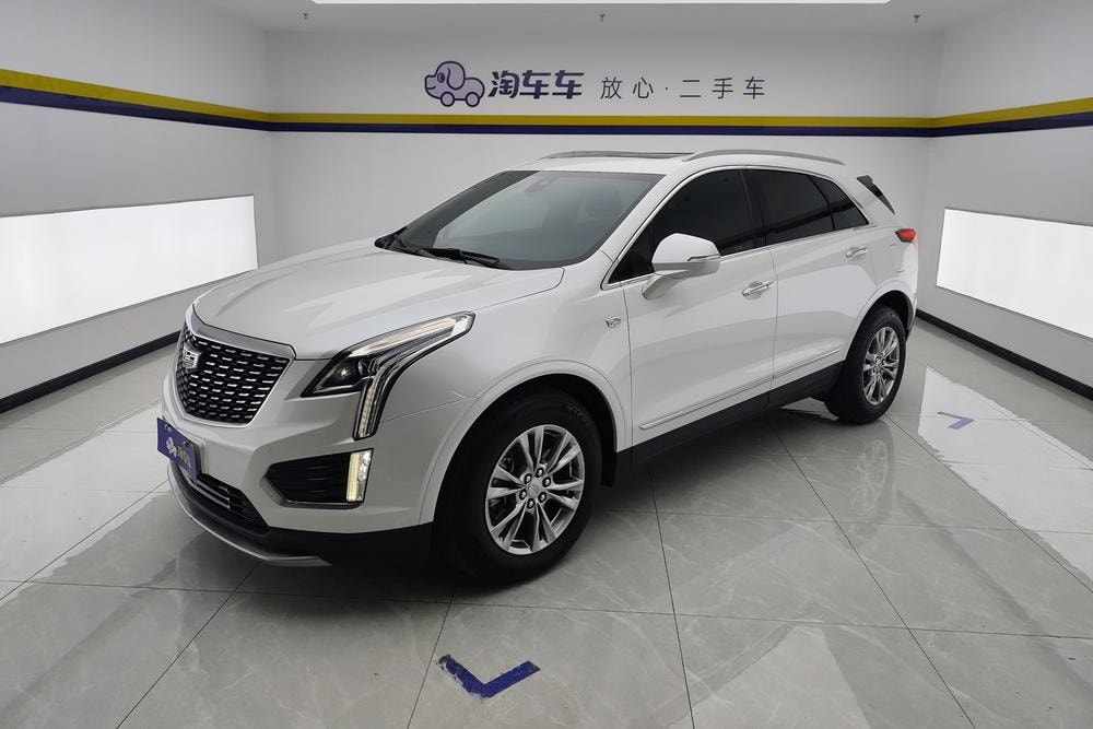 Cadillac XT5 2023 — фото автомобиля 1