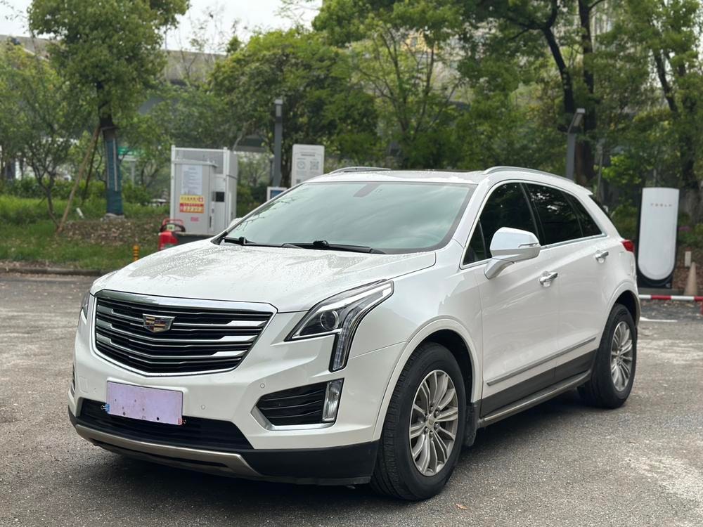 Cadillac XT5 2016 — фото автомобиля
