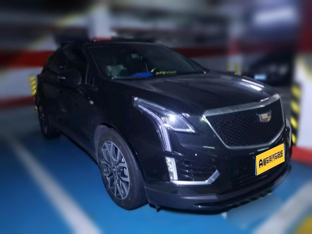 Cadillac XT5 2024 — фото автомобиля 1