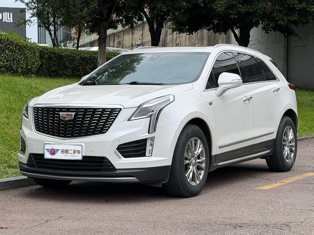 Cadillac XT5 2020 — фото автомобиля 1
