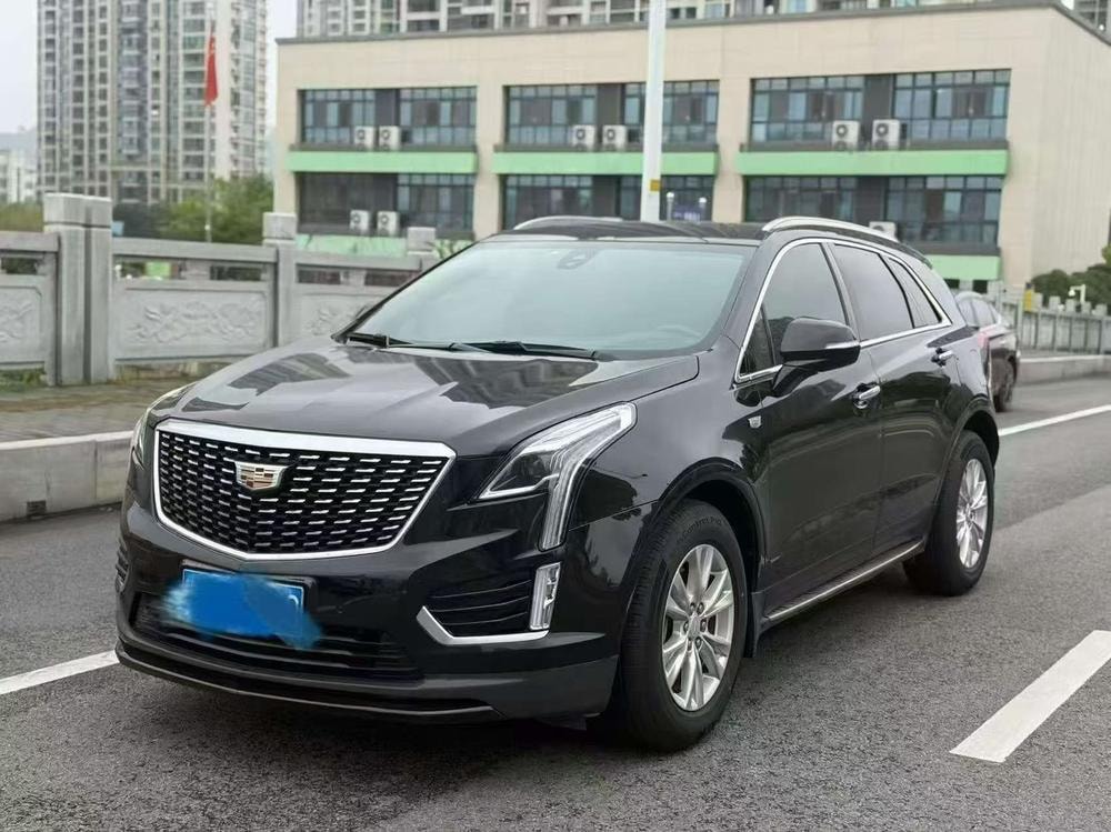 Cadillac XT5 2020 — фото автомобиля 1