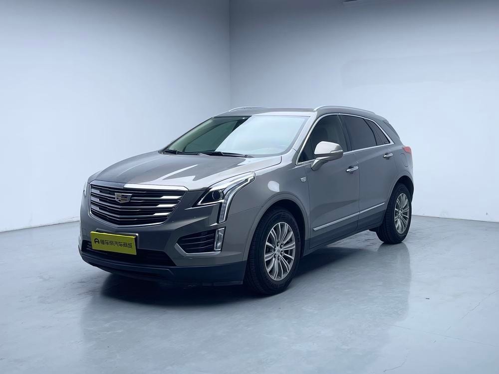 Cadillac XT5 2018 — фото автомобиля 1