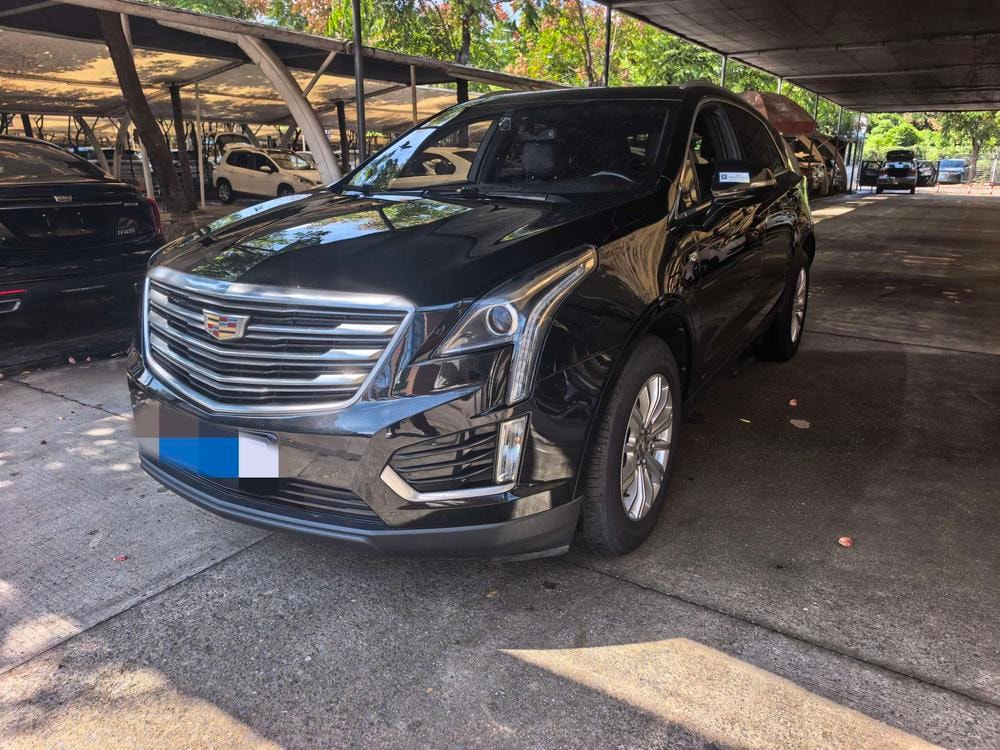 Cadillac XT5 2018 — фото автомобиля