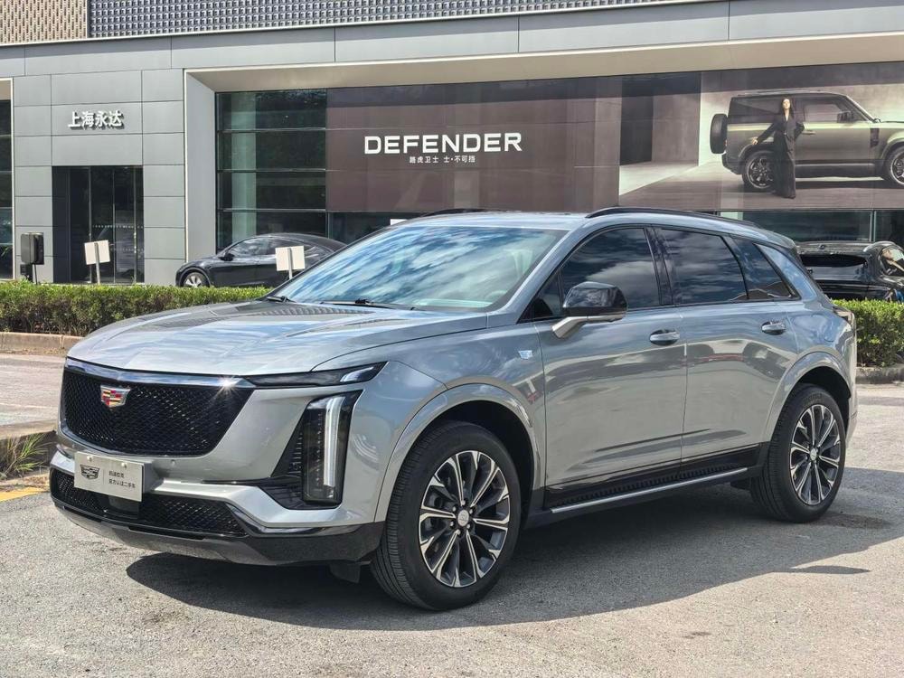 Cadillac XT5 2025 — фото автомобиля